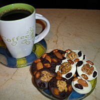 mendiants - dyski czekoladowe z bakaliami