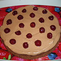 czekoladowo-wiśniowy tort