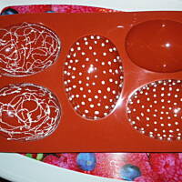 deser jajo śmietankowo-czekoladowo-brzoskwiniowy