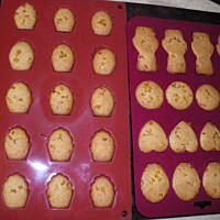 magdalenki pomarańczowo-miodowe z czekoladami