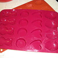 magdalenki pomarańczowo-miodowe z czekoladami