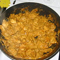 Kurczak w sosie curry