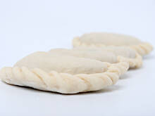 Fot. Wkn, Pierogi z kapustą kiszoną i grzybami