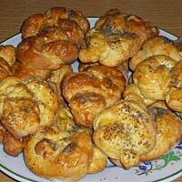 Supełki serowo drożdżowe wg  Różyczki