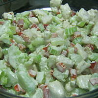 Sałatka z kurczakiem i selerem Agulka