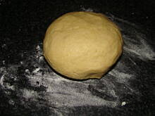 Fot. monia100110, Paszteciki pieczone z kapusta i pieczarkami