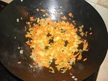 Fot. BasiaGerlach, makaron z tuńczykiem szpinakiem i sosem pieczark