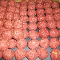 kulki miesne w sosie pomidorowym na ostro