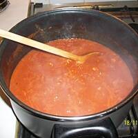 kulki miesne w sosie pomidorowym na ostro