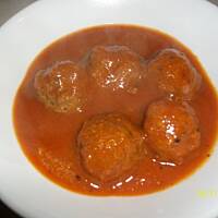 kulki miesne w sosie pomidorowym na ostro