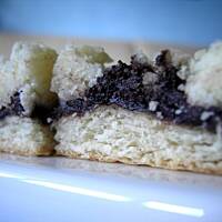 Czekoladowy drozdzowy placek z kruszonka