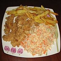 Chrupiące piersi z kurczaka w krakersowej panierce