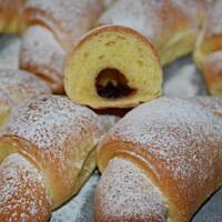 Rogaliki z powidłami lub marmoladą