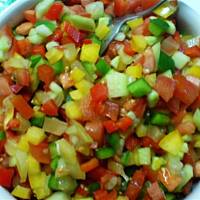 Sałatka z papryką i nie tylko wg Różyczki
