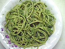 Fot. alisz, spaghetti ze szpinakiem i sosem serowym