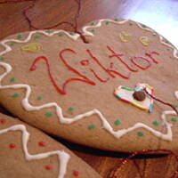 Piernikowe zawieszki na prezenty