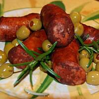 Biała kiełbasa w czerwonym winie