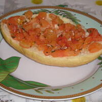 Bruschetta klasyczna z pomidorami
