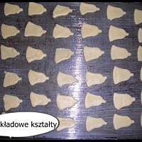 Cisteczka sklejane marmoladą na Boże Narodzenie