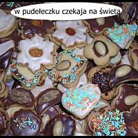 Cisteczka sklejane marmoladą na Boże Narodzenie