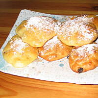 Świąteczne ośnieżone racuchy z piekarnika