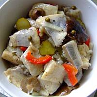 Śledzie w ostrym towarzystwie