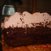 biszkoptowy piernik z wisniami