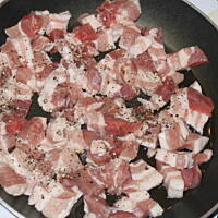 Kiełbasa  na  kapuście