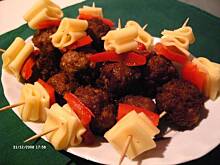 Fot. oregano, koreczki z mięsem mielonym