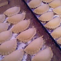 Pierogi z serem  pomarańczowo - cynamonowe