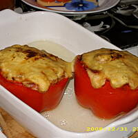 Papryka faszerowana z mięsem mielonym i pieczarkam