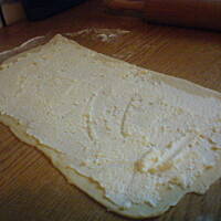 Drożdżowe warkoczyki