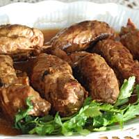 Ruloniki wołowe z kalifornijską śliwką