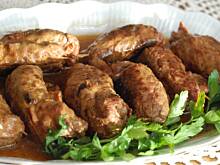 Fot. natka wz, Ruloniki wołowe z kalifornijską śliwką