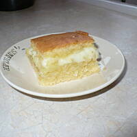 Madzine ciasto z budyniem i jabłkami