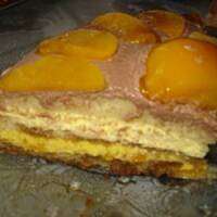 Tort adwokatowo-migdałowo-czekoladowy