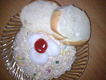 Fot. agys92, Pyszna sałatka z ryżem i tuńczykiem