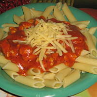 Makaron penne z sosem