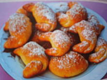 Fot. Myszka25, Rogaliki krucho - drozdzowe