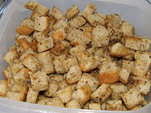 Fot. dibi, Grzanki ziołowe do zup i sałatek