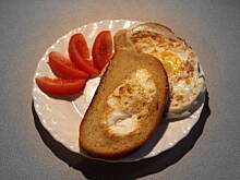 Fot. elwirka, Jajko sadzone w chlebie