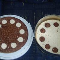 Tort cappuccino - wiśniowo - bananowy