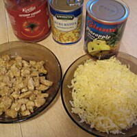 Pizza z kurczakiem i ananasem