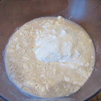 Pizza z kurczakiem i ananasem