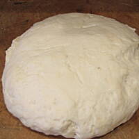 Pizza z kurczakiem i ananasem