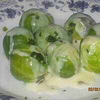 Brukselka z bialym sosem