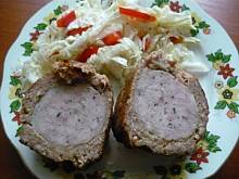 Fot. onlyred, Biała kiełbasa w mięsnym płaszczyku