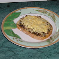 Zapiekanka z pieczarkami