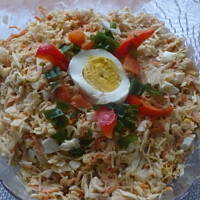 surówka z kapusty kiszonej z jajkiem