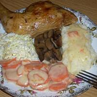 Marchewka w sosie śmietanowym wg Różyczki